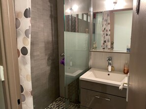 Bathroom - Comfort studio cabin 6 pers, pets allowed, Gourette (Gourette)