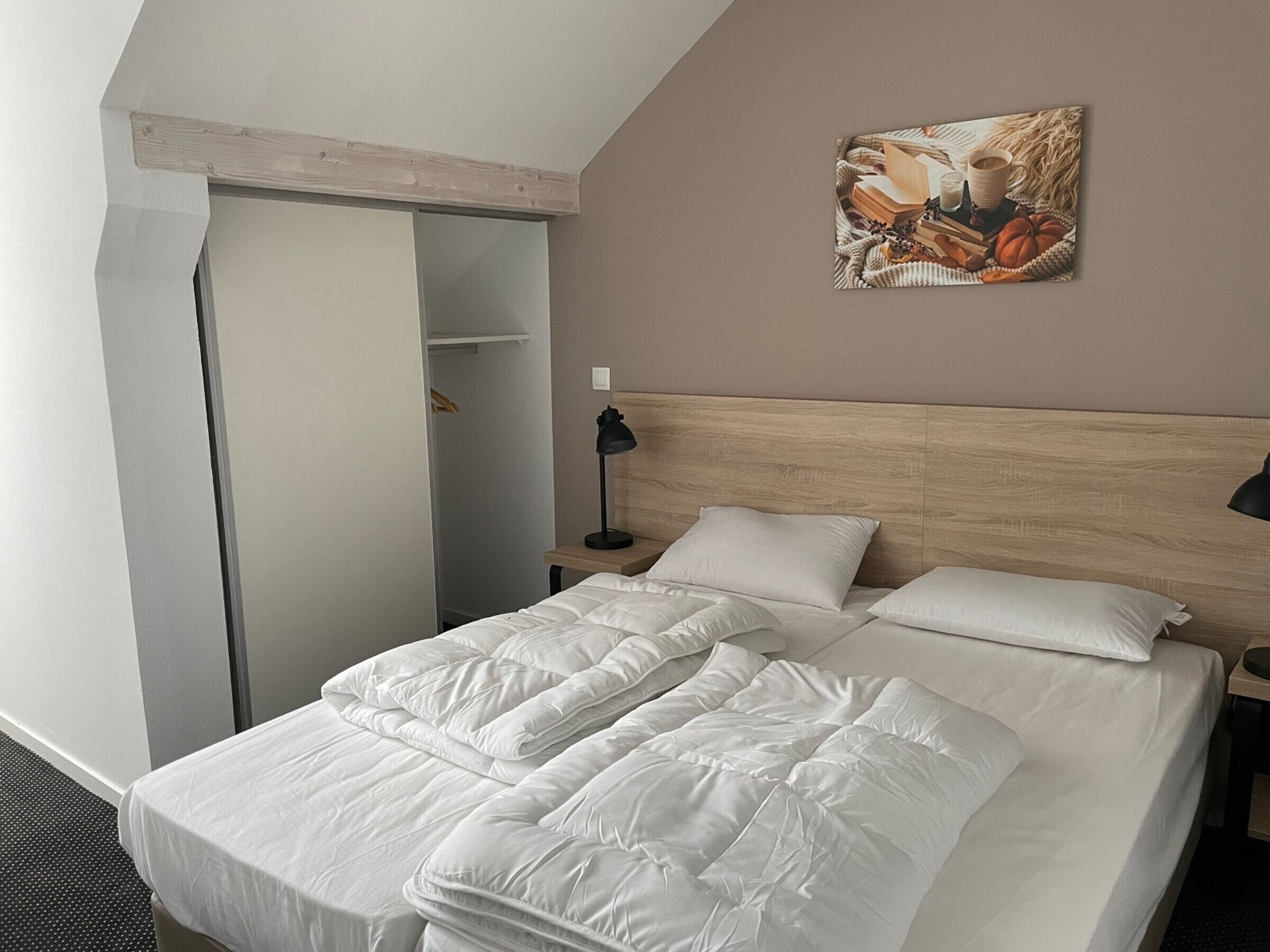 2 habitaciones, wifi gratis y ropa de cama 