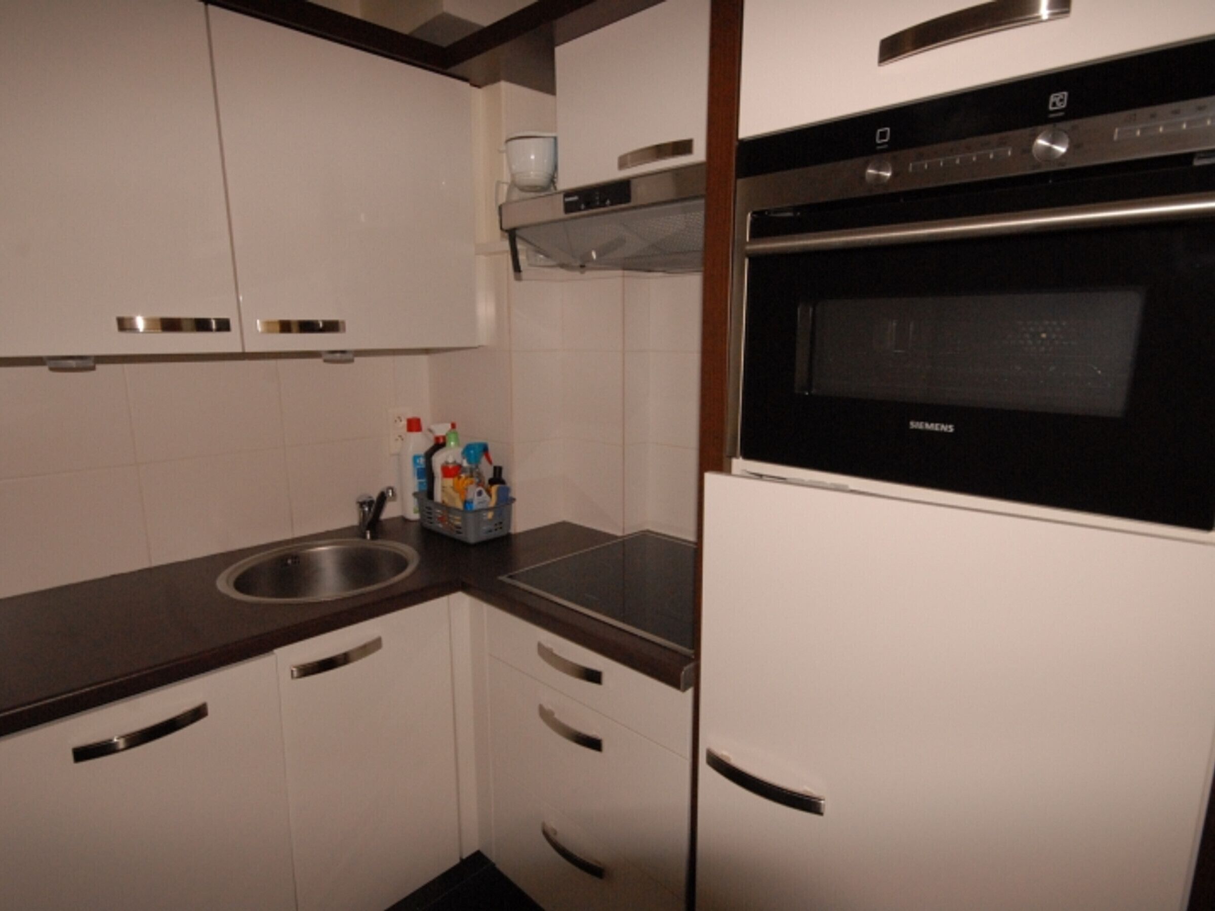 Fridge, microwave, dishwasher