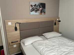 1 bedroom, free WiFi, bed sheets - Apartment with pool in Gourette, 6 pers, 49m² (Gourette)