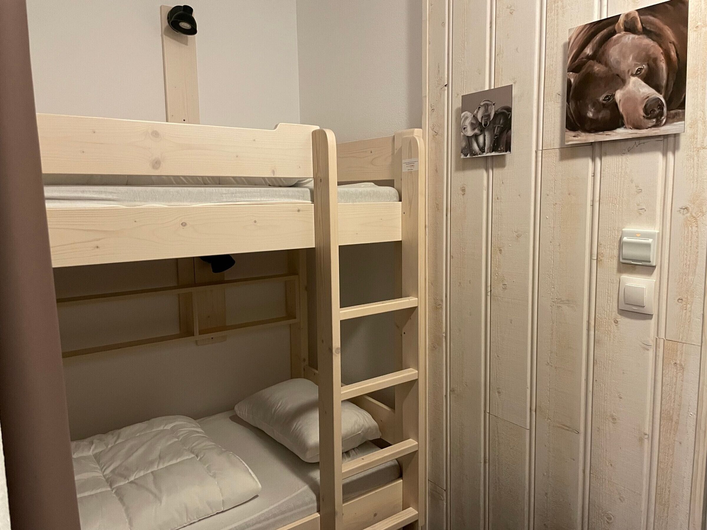 Wifi gratis y ropa de cama