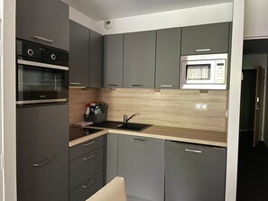 Fridge, microwave, dishwasher - Gourette studio pool 4 pers., pets allowed (Gourette)