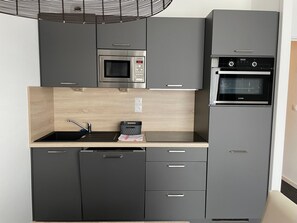 Fridge, microwave, dishwasher - Studio in Gourette, 4 ppl, pool, pets allowed (Gourette)