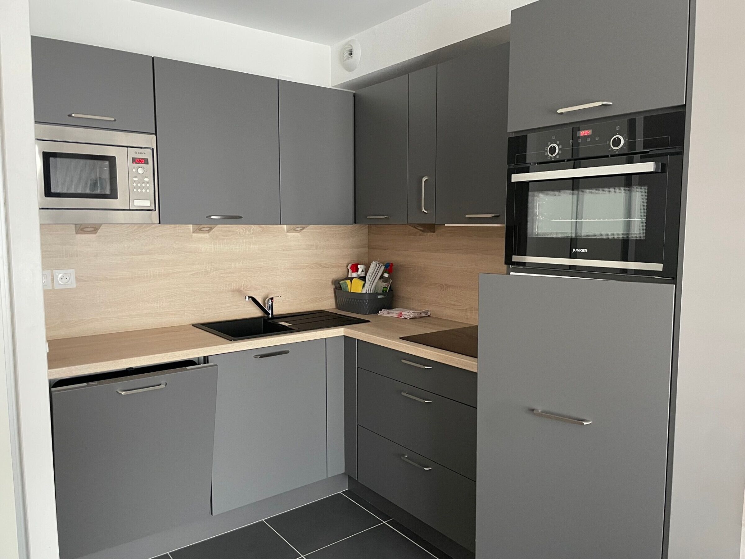 Fridge, microwave, dishwasher