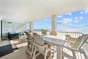 Signature Condo, 3 Bedrooms, Balcony, Beach View | Balcony - Summer House 406B (Orange Beach)