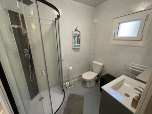 Bathroom - Spacious T2 with balcony near slopes in Le Lioran (Le Lioran)