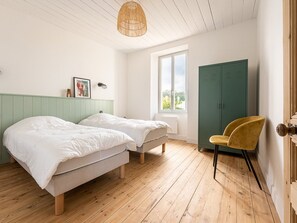 3 bedrooms, free WiFi - Charming house in La Flotte for 6 people, renovated with terrace (La Flotte)