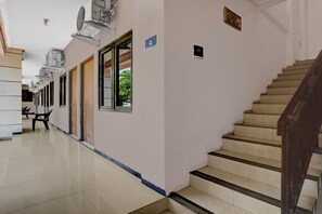 Interior detail - OYO 94899 Nilskost Syariah Near Upn (Surabaya)