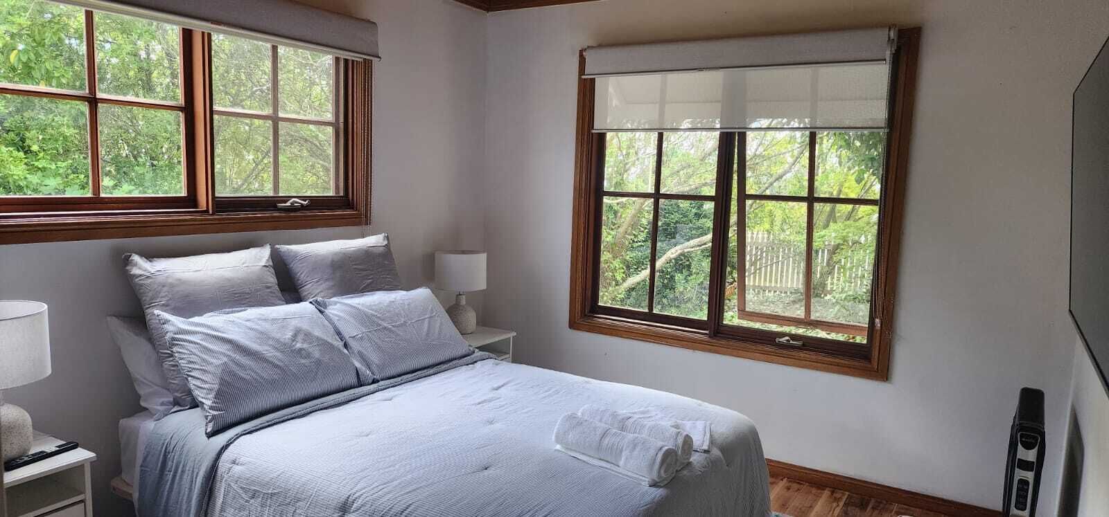 3 bedrooms, iron/ironing board, travel cot, free WiFi