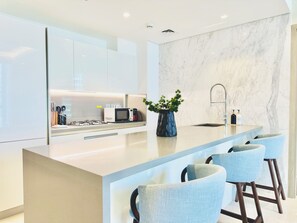 Coffee/tea maker - Venduras Chic 1BR Burj Views Sterling (Dubai)