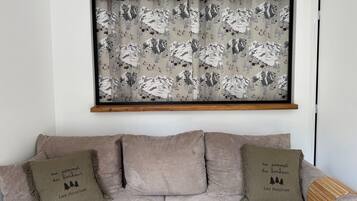 Classic Apartment, Balcony, Mountain View | Blackout curtains, free WiFi