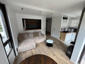 Classic Apartment, Balcony, Mountain View | Living area - Appartement 1 chambre rénové  (Les Houches)