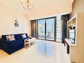64-inch LED TV with digital channels - Venduras Cozy 1BR in Dubai Marina  (Dubai)