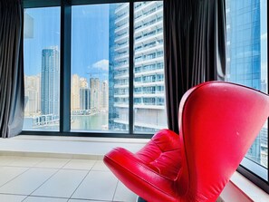 View from property - Venduras Cozy 1BR in Dubai Marina  (Dubai)