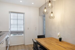 Dining - Buda Apartment with Private Terrace and Wi-Fi (Bad Kissingen)