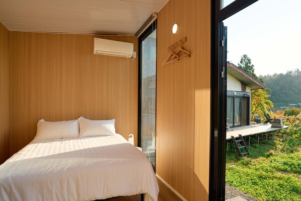 1 bedroom, WiFi, bed sheets