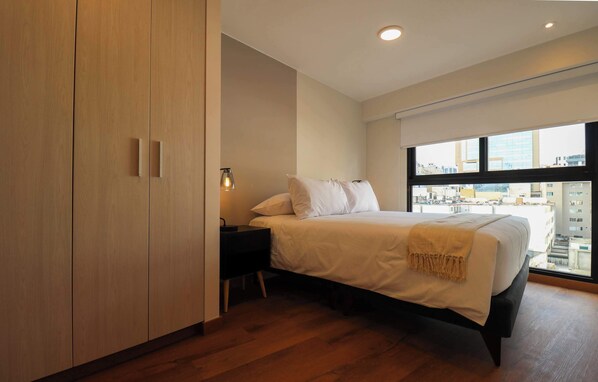 Apartment | 2 bedrooms, Internet - w Sensational 2BR in Miraflores w Balcony (Lima)