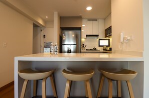 Apartment | 2 bedrooms, Internet - w Sensational 2BR in Miraflores w Balcony (Lima)