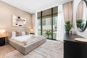 House | 2 bedrooms, Internet - Stayshort - Canal Facing 2BR in Business Bay Sleeps 6 (Dubai)