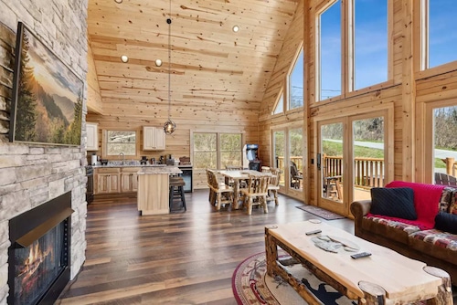 Mystic Cabin in Gatlinburg