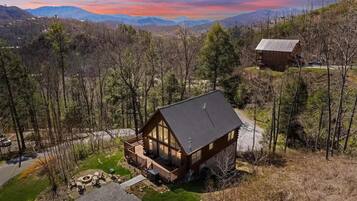 Suite | 3 bedrooms, Internet