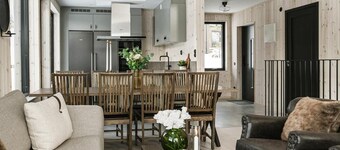 Luxury villa in Storhogna with 8 beds