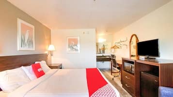 Iron/ironing board, free WiFi, bed sheets