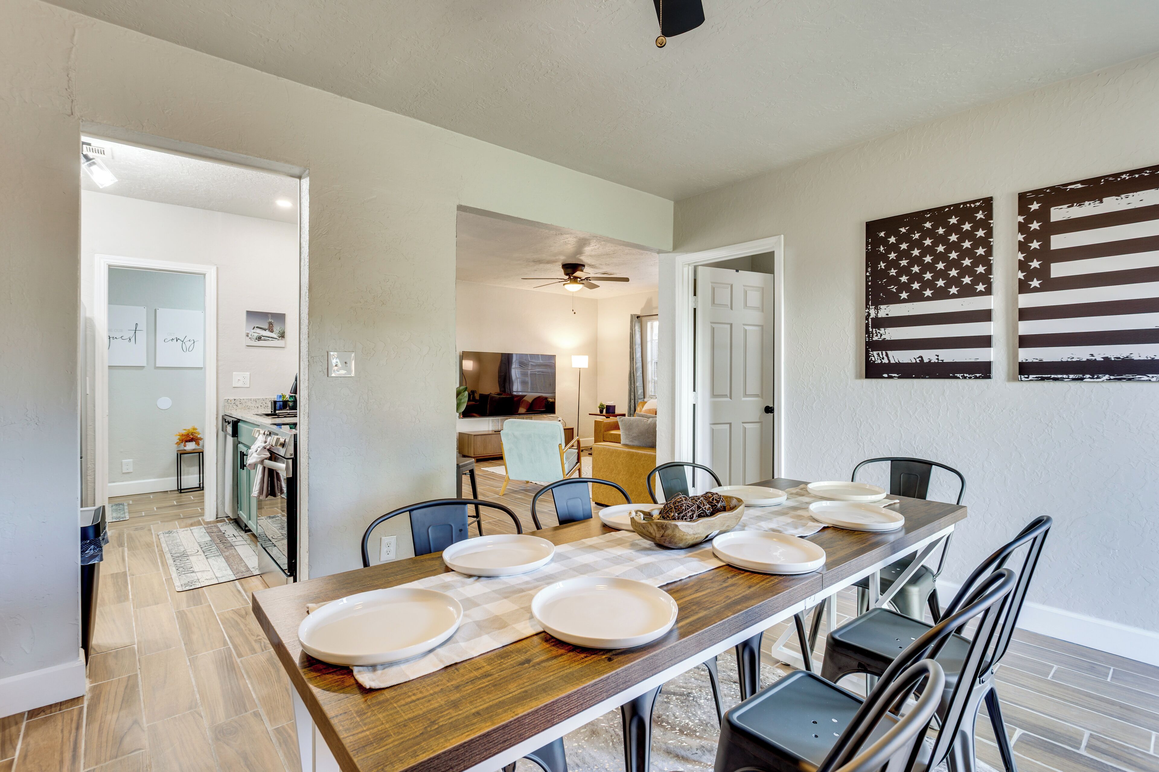 House (3 Bedrooms) | Interior