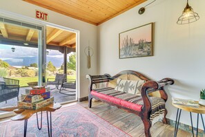 House (4 Bedrooms) | Interior - Mountain-view Escape Near Santa Ana Casino! (Rio Rancho)