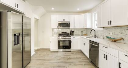 10 Mi to Lincoln Financial Field: Family Home!