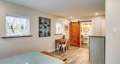 Serene Getaway w/ Trail Access in Chester Springs