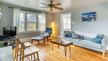 House (2 Bedrooms) | Front of property