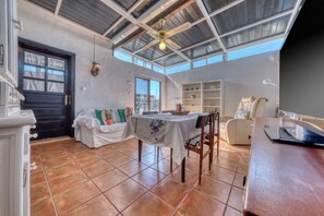 Interior - Casa El Islote- Apartamento 1 Derecha (San Bartolome)