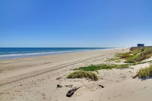 Apartment (2 Bedrooms) | Interior - Boardwalk to the Beach! Mustang Island Condo (Port Aransas)