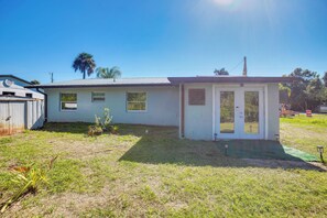 Interior - Dock & Canal Access! Home 2 Mi to Dtwn Fort Myers (North Fort Myers)