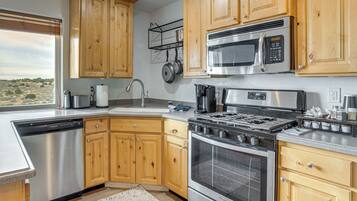 Apartment (3 Bedrooms) | Interior