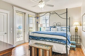 Apartment (3 Bedrooms) | Interior - Steps to Private Beach: Galveston Resort Condo! (Galveston)