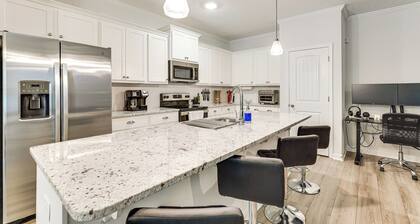 Aiken Townhome 5 Mi to Dtwn & Horse Track!