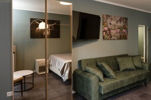 TV - Arbio I Urban M Room Eisenbahnstraße (Leipzig)