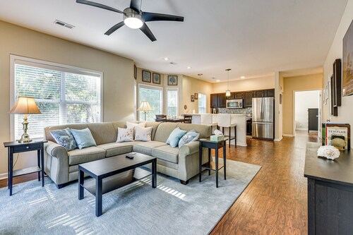 Fairway Views! Resort-style Condo in Sunset Beach