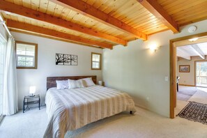 House (3 Bedrooms) | Interior - Play Golf & Unwind! Pine Mountain Lake Family Home (Groveland)