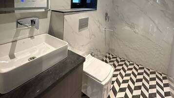 Premium Room | Bathroom