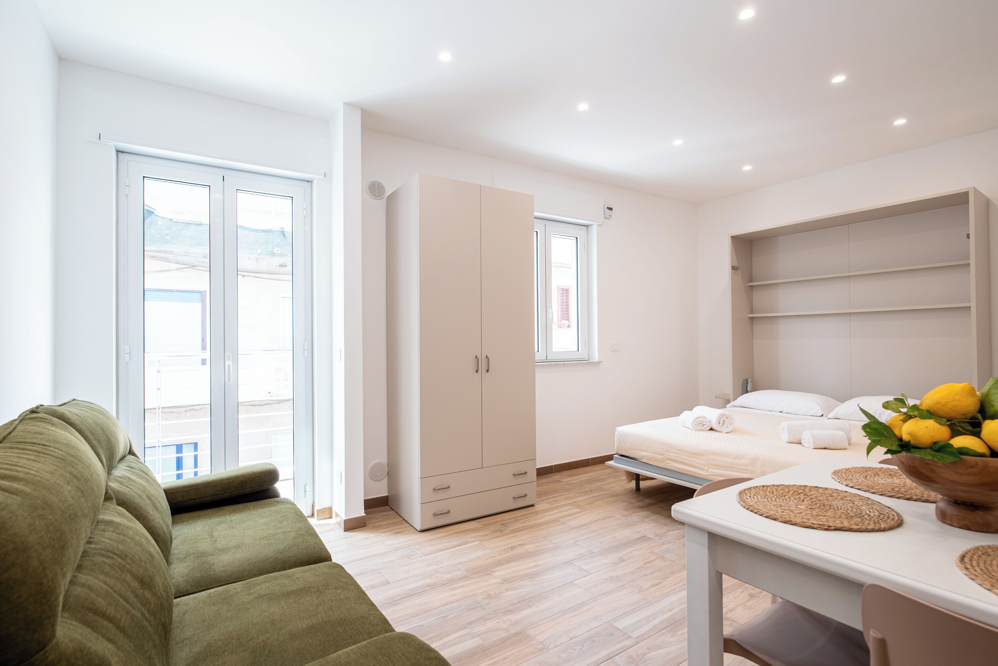 5 bedrooms, Internet, bed sheets