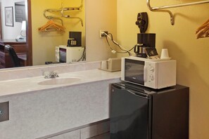 Fridge, microwave, coffee/tea maker