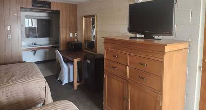 4 Family-Friendly Rooms - Stay in Room with 2 Queen Beds + Private Amenities