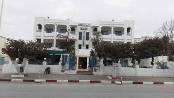 Façana frontal de l'allotjament