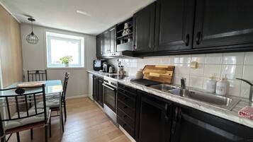 Apartment, 2 Bedrooms, City View | Interior