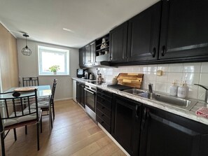 Apartment, 2 Bedrooms, City View | Interior