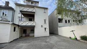 Hus, 2 soverom, tilgjengelighetstilpasset, balkong | Eksteriør