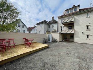 House, 2 Bedrooms, Accessible, Balcony | Outdoor dining - Ledaal Place 1 by Stavanger BnB (Stavanger)